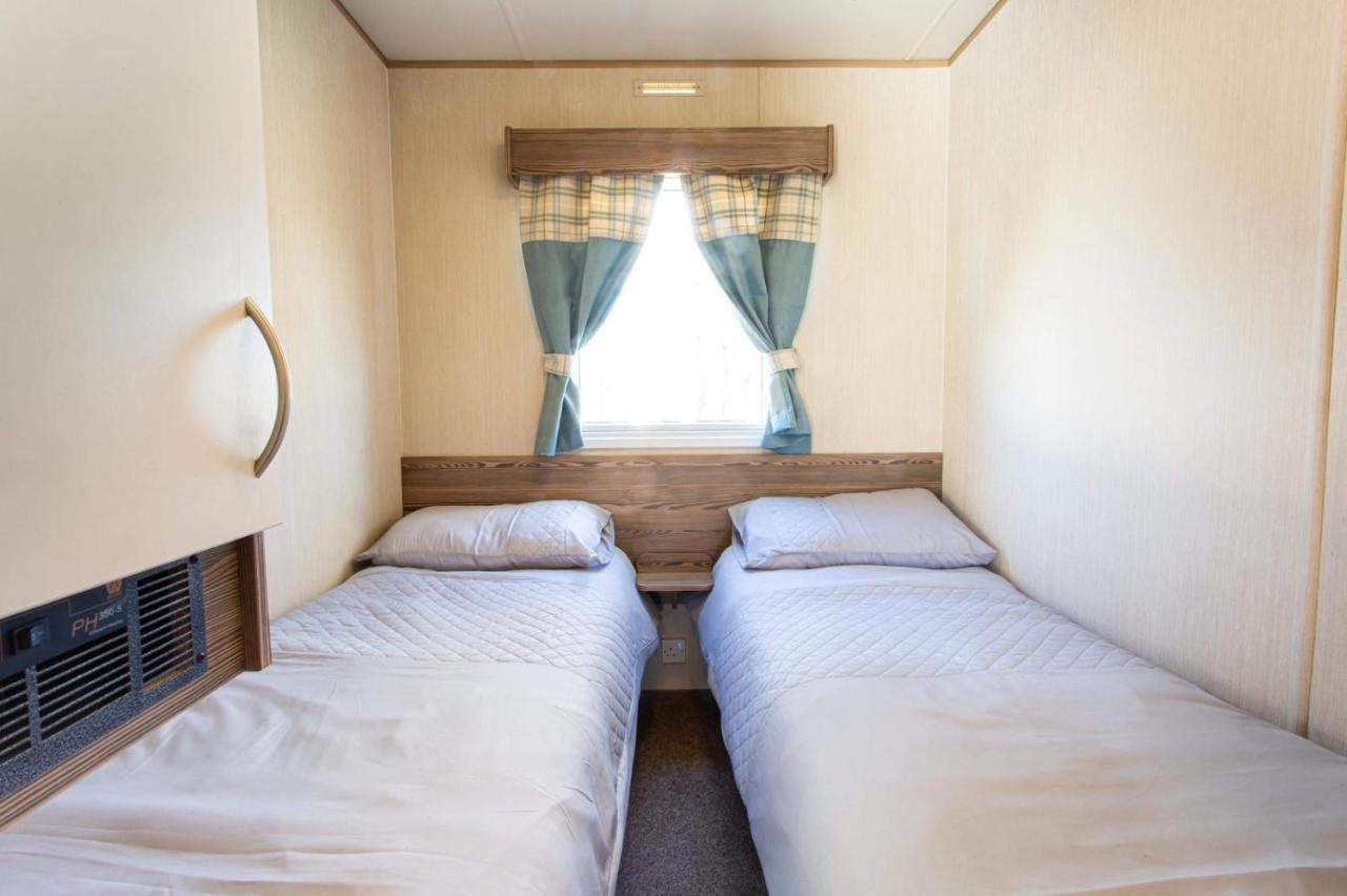 Caravan In Haven Marton Mere Holiday Park Blackpool Exterior foto